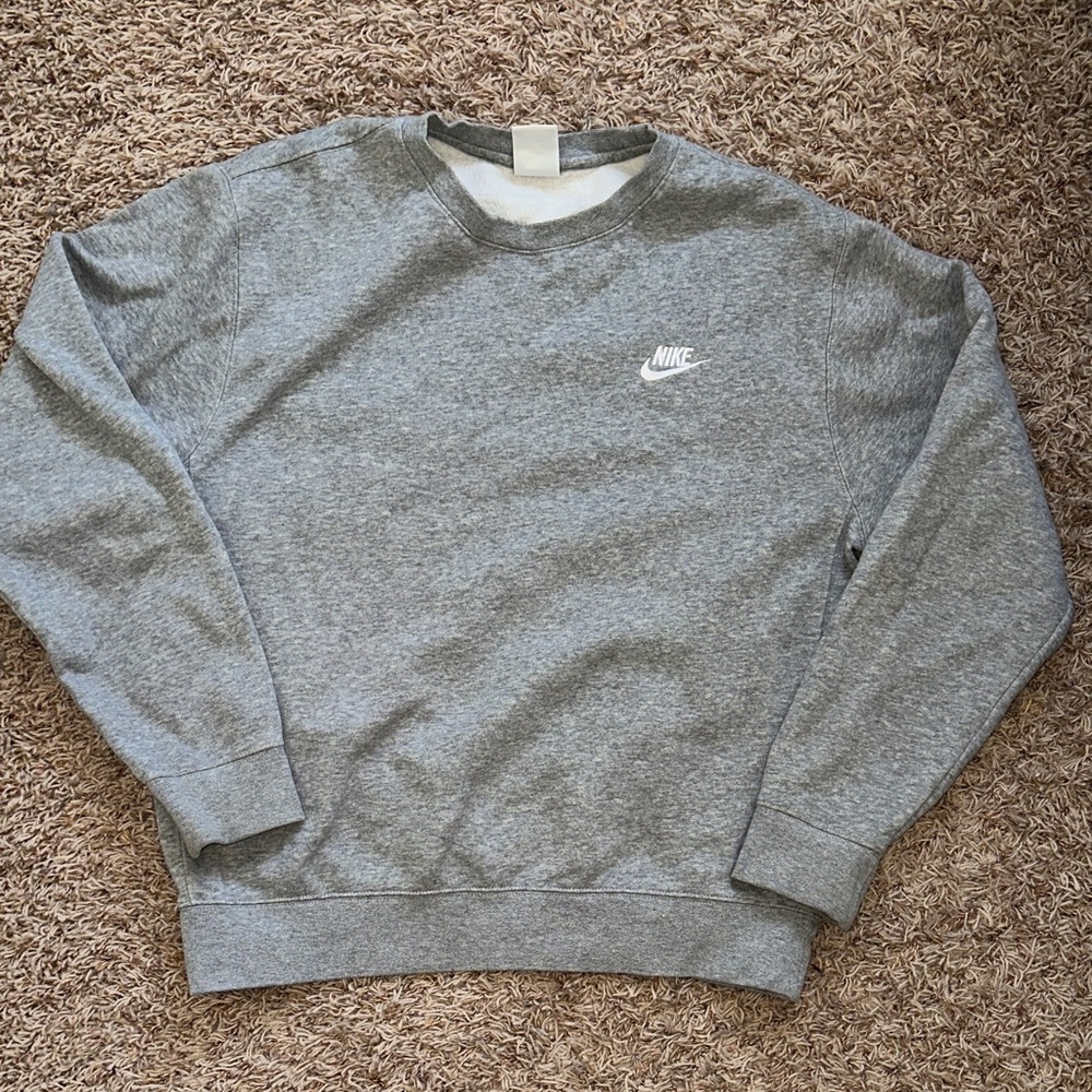Nike Men's Heather Gray Crewneck Sweater